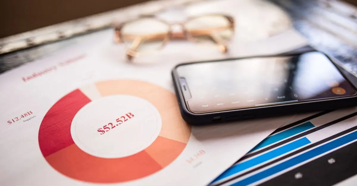 Comment Adapter Votre Plan Finance aux Fluctuations Économiques
