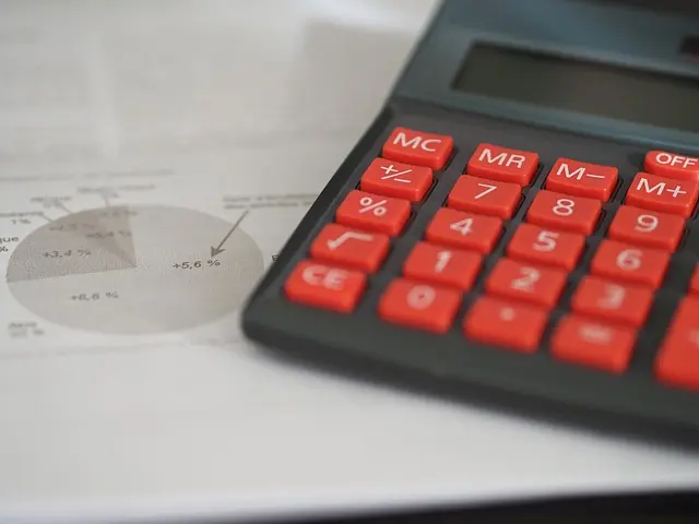 Comment Créer un Plan Finance Réactif aux Évolutions Économiques