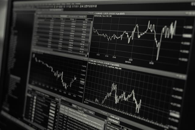 Comment Élaborer un Plan Finance Équilibré et Efficace